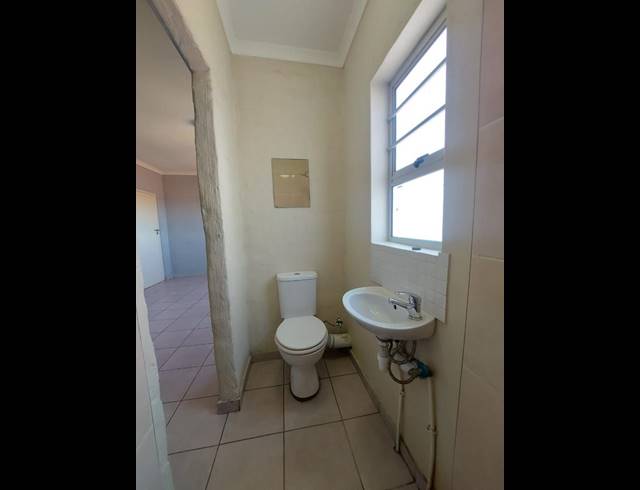 0 BEDROOM PROPERTY TO RENT IN GOODWOOD CENTRAL